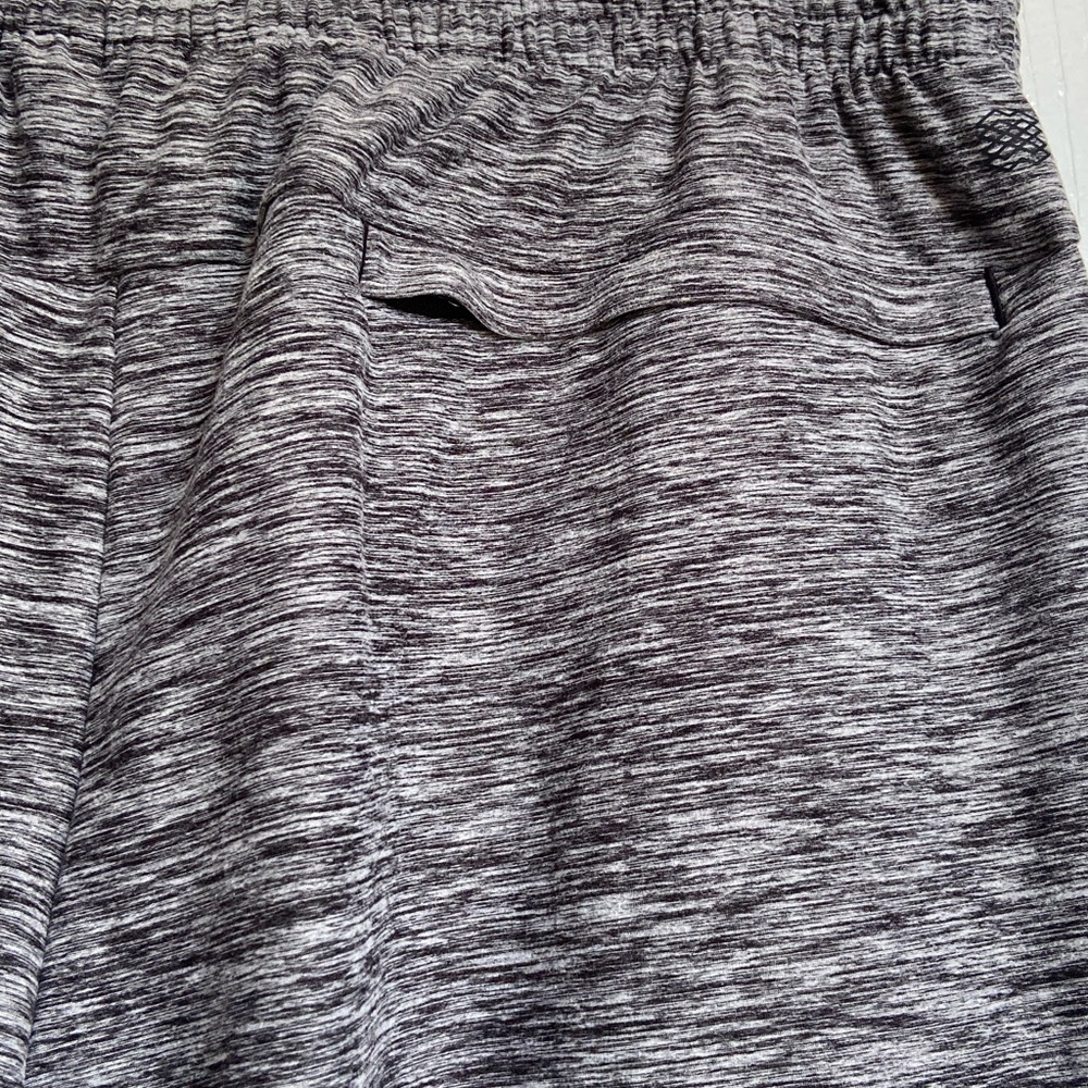 Men's Heathered Charcoal Jogger Pants - Picture 6 of 14